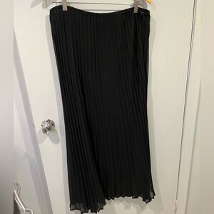 Black Pleated Skirt